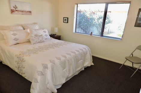 Photo of property in Redwood Village, 39/42 Main Road, Tawa, Wellington, 5028