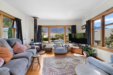 Photo of property in 8 Riverside Road, Frankton, Queenstown, 9300