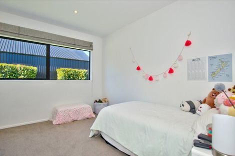 Photo of property in 46 Quarry Place, Lake Hayes, Queenstown, 9304