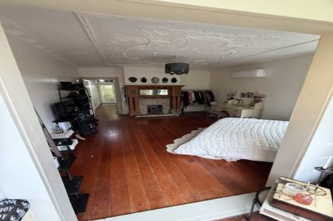 Photo of property in 21 Grass Street, Roseneath, Wellington, 6011