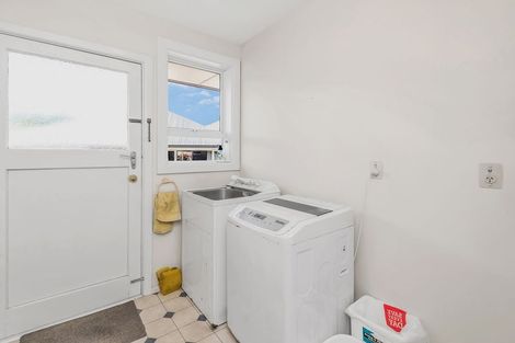 Photo of property in 2/20 Gunns Crescent, Cashmere, Christchurch, 8022