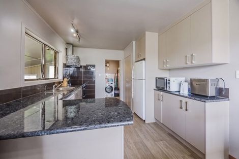 Photo of property in 5 Ashby Place, Pukekohe, 2120