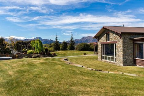 Photo of property in 19 Ridgecrest, Wanaka, 9305