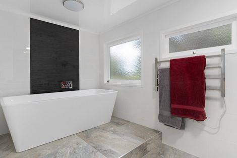 Photo of property in 5 Old Highway, Whakamarama, Tauranga, 3180