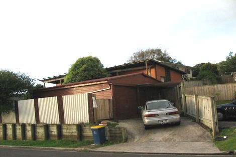 Photo of property in 1 Blethyn Place, Te Atatu South, Auckland, 0610