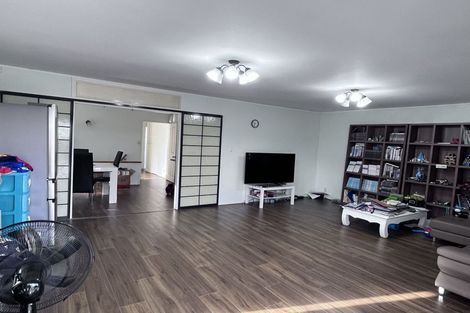 Photo of property in 9 William Souter Street, Forrest Hill, Auckland, 0620