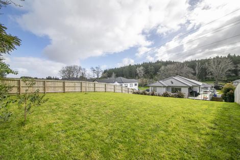 Photo of property in 30 Wautaiti Drive, Riverhead, 0820