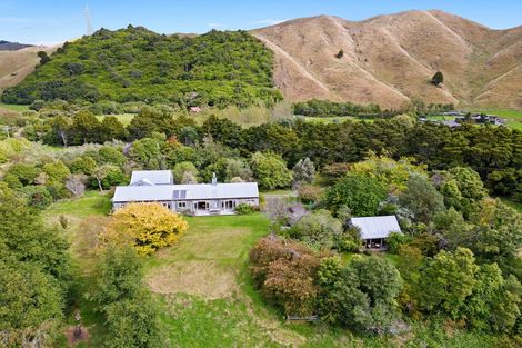 Photo of property in 557 Otaki Gorge Road, Hautere, Otaki, 5582
