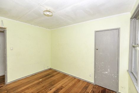 Photo of property in 33 Paul Crescent, Fairfield, Hamilton, 3214