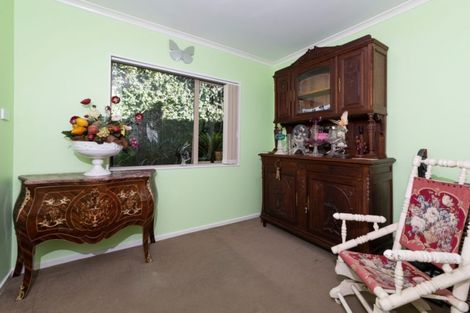 Photo of property in 15 Exotic Place, Massey, Auckland, 0614