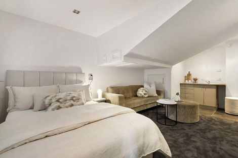 Photo of property in 233 Jervois Road, Herne Bay, Auckland, 1011