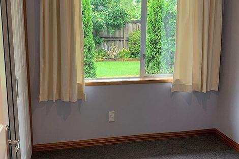 Photo of property in 31 Saint James Drive, Huntington, Hamilton, 3210