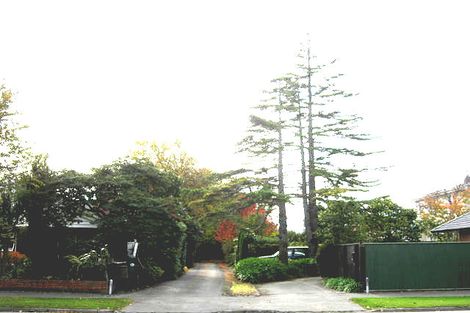 Photo of property in 52c Memorial Avenue, Ilam, Christchurch, 8053