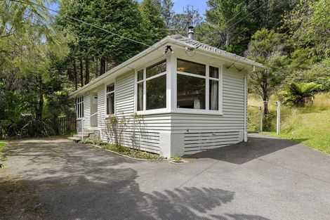 Photo of property in 36 Hine Road, Wainuiomata, Lower Hutt, 5014