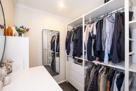 Photo of property in 443 Gloucester Street, Taradale, Napier, 4112