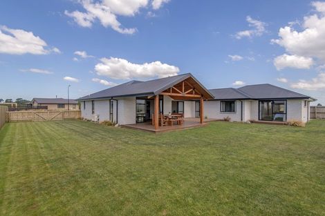 Photo of property in 6 Merino Crescent, Kirwee, 7571