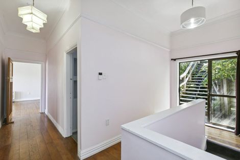 Photo of property in 59 Sutherland Road, Melrose, Wellington, 6023