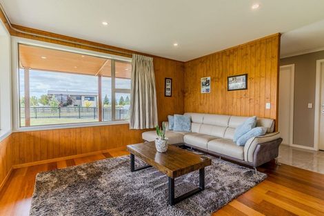Photo of property in 15 The Drive, Twizel, 7999