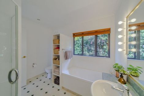 Photo of property in 101a Main Road, Clive, 4102