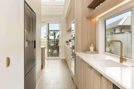 Photo of property in 206 Ranginui Road, Welcome Bay, Tauranga, 3175