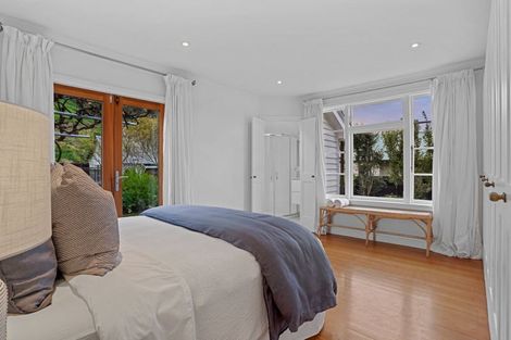 Photo of property in 26 Aratoro Place, Mount Pleasant, Christchurch, 8081