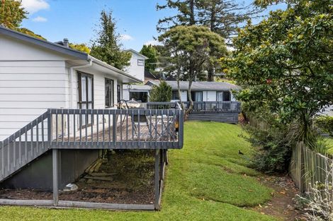 Photo of property in 8 Wirihana Road, Titirangi, Auckland, 0604