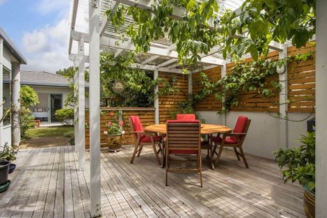 Photo of property in 62 Links View Drive, Omokoroa, 3114