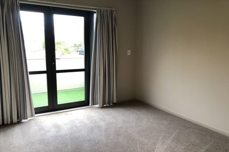 Photo of property in 9/3 Orwell Road, Greenhithe, Auckland, 0632