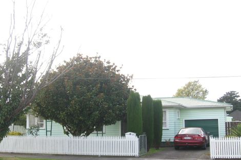 Photo of property in 18 Charles Street, Clouston Park, Upper Hutt, 5018