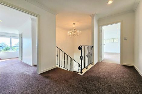 Photo of property in 28 Pin Oak Drive, Schnapper Rock, Auckland, 0632