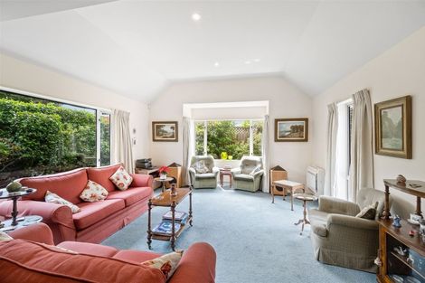 Photo of property in 2/15 Wai-iti Terrace, Burnside, Christchurch, 8053