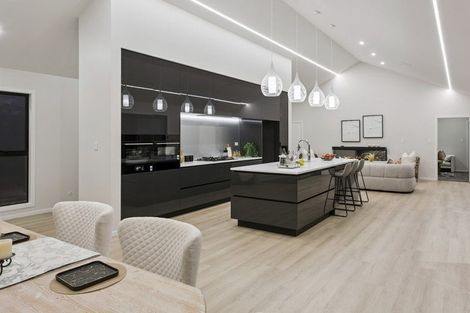 Photo of property in 1 Piwari Lane, Taupaki, 0782