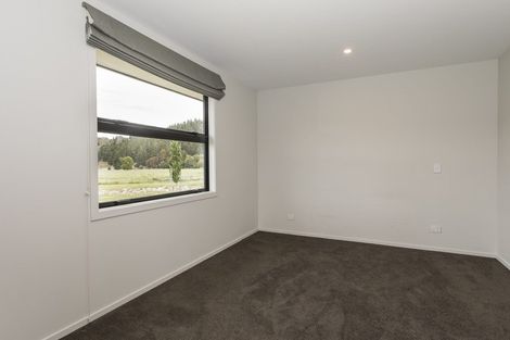 Photo of property in Luggate Park, 38 Cooper Crescent, Luggate, Cromwell, 9383