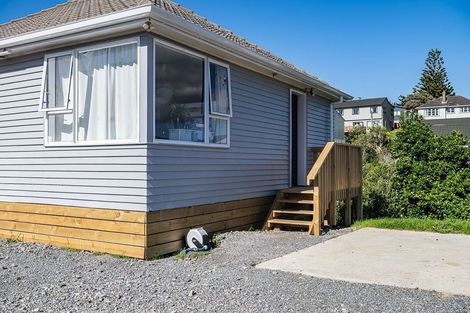 Photo of property in 26 Jillett Street, Titahi Bay, Porirua, 5022