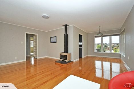 Photo of property in 20a Corunna Road, Milford, Auckland, 0620
