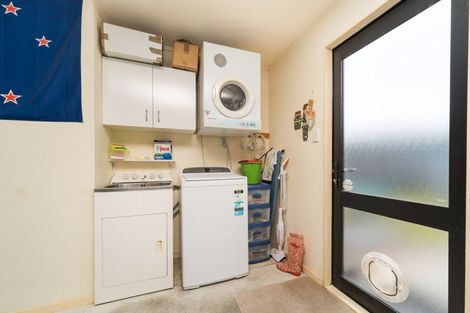 Photo of property in 14 Jordan Way, Kelvin Grove, Palmerston North, 4414