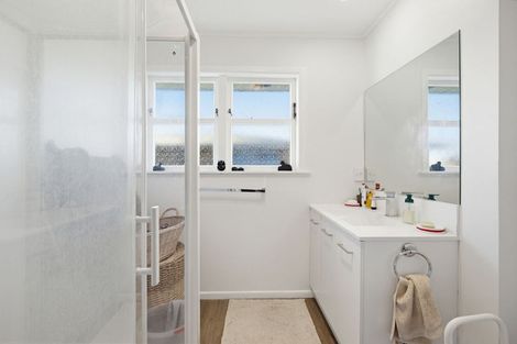 Photo of property in 5 Minifie Avenue, Melville, Hamilton, 3206