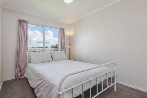 Photo of property in 26 Barton Street, Marton, 4710