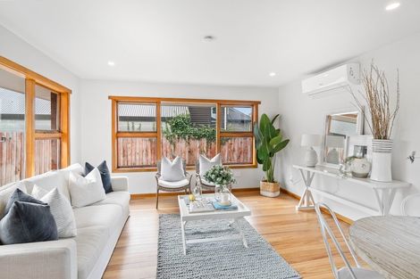 Photo of property in 1/4 Trist Place, Edgeware, Christchurch, 8013