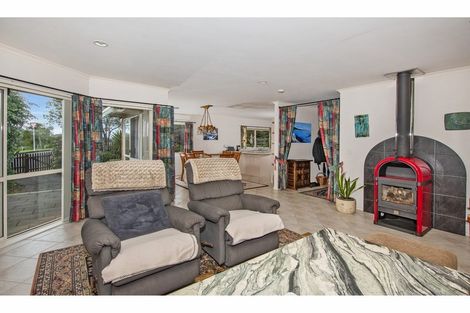 Photo of property in 11 Bush Haven Drive, Te Kamo, Whangarei, 0112