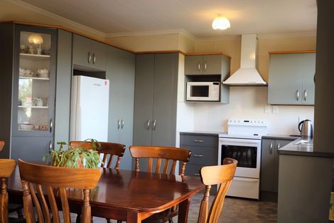 Photo of property in 44 Hillary Street, Winton, 9720