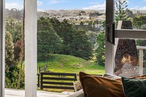 Photo of property in 219 Spur Road, Stillwater, Silverdale, 0993