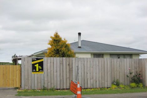 Photo of property in 38 East Belt, Rangiora, 7400