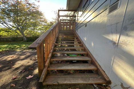 Photo of property in 28 Claverdon Drive, Massey, Auckland, 0614