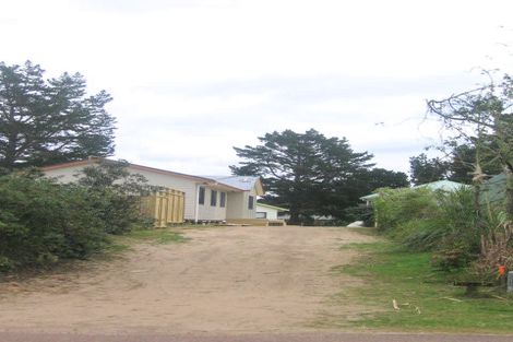 Photo of property in 115 Fernhill Rise, Matarangi, Whitianga, 3592