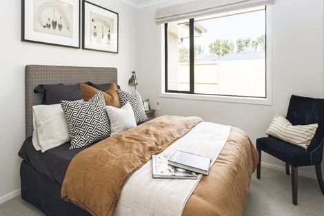 Photo of property in 30 Hussey Street, Waverley, 4510