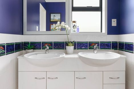 Photo of property in 38 Hamurana Road, Omokoroa, 3114