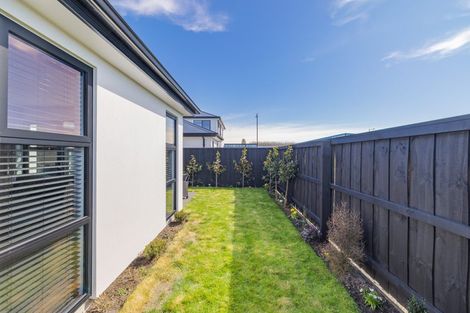 Photo of property in 5 Chrysolite Place, Belfast, Christchurch, 8051