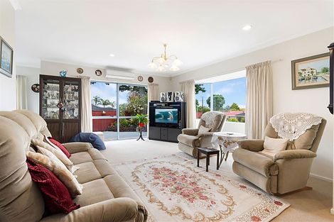 Photo of property in 141 Sturges Road, Henderson, Auckland, 0612