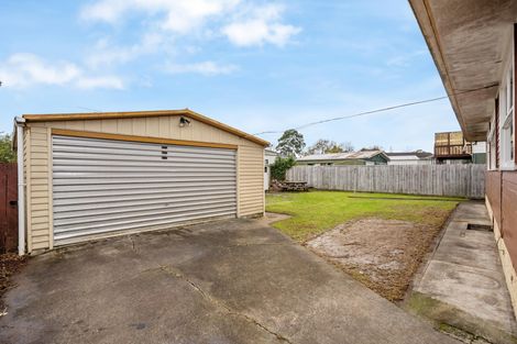 Photo of property in 37 Reelick Avenue, Pakuranga Heights, Auckland, 2010